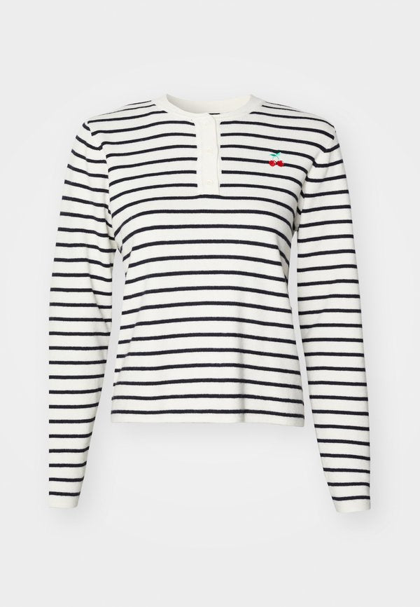 Pieces PCSENNA HALF PLACKET