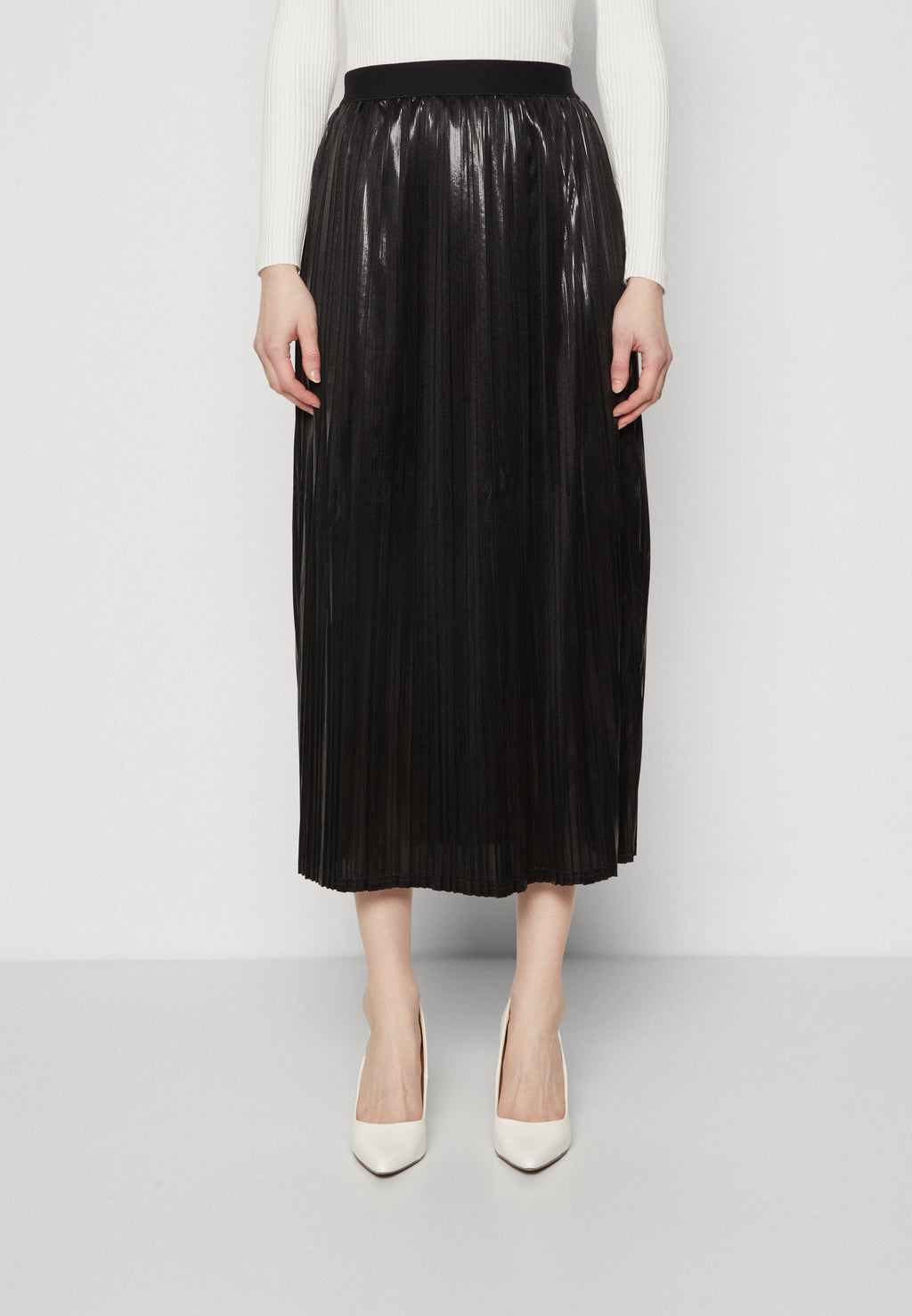 ONLSNOW PLEAT SKIRT Media 3