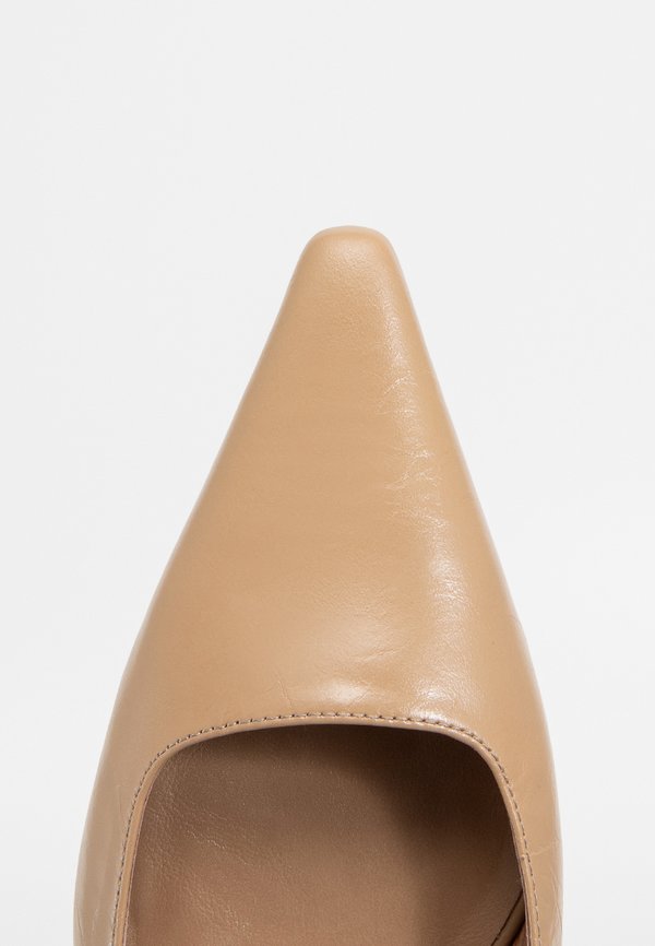 Jeffrey Campbell PISTIL