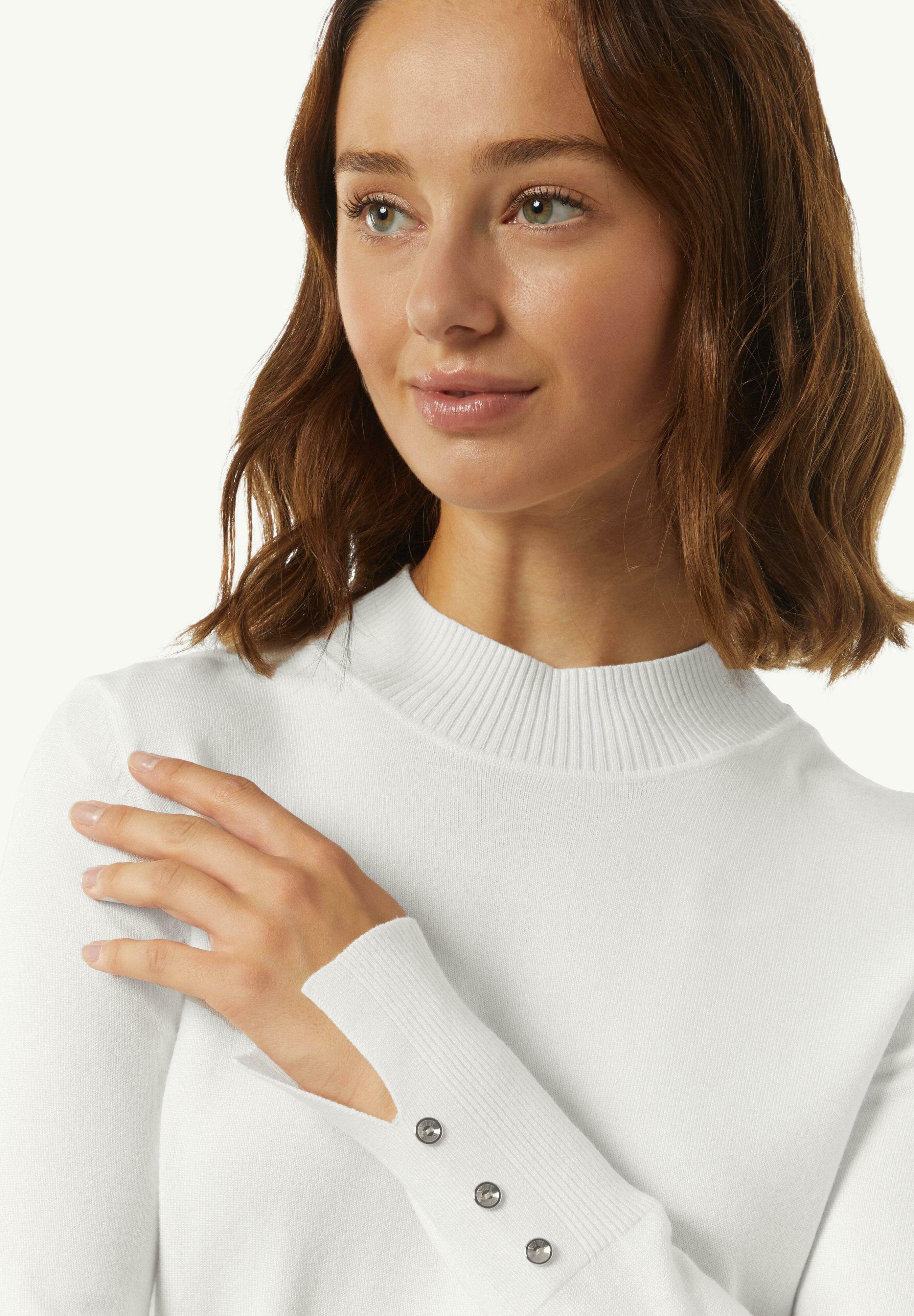 MIT TURTLENECK Media 4