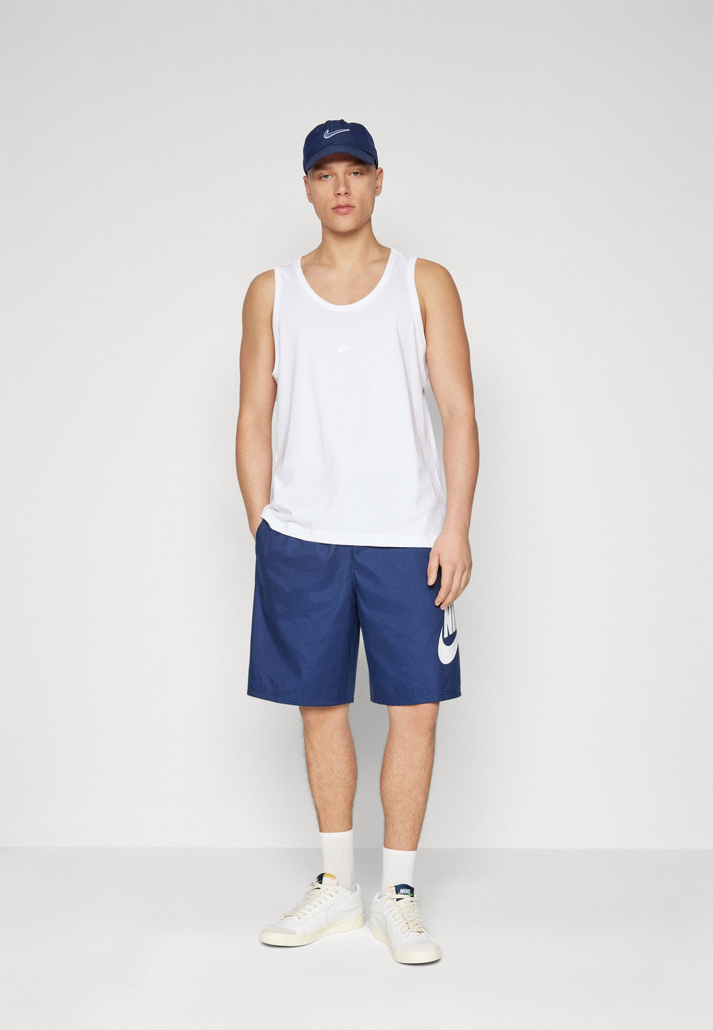 Nike Sportswear PREM ESSNTL