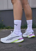 Puma MAGNIFY NITRO - Road running shoes - white\pure magenta\yellow alert