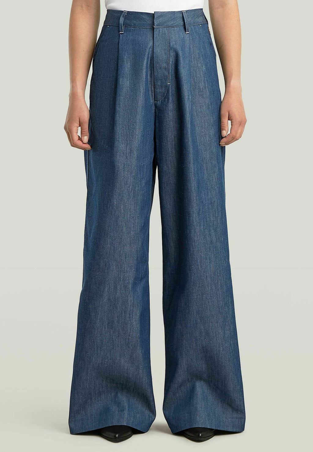 FLUID WIDE LEG Media 3
