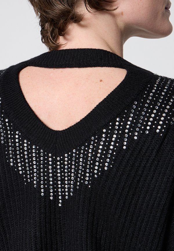 DKNY