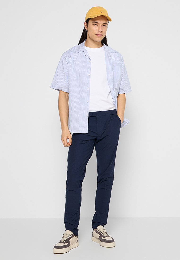 Hackett London COMMUTER