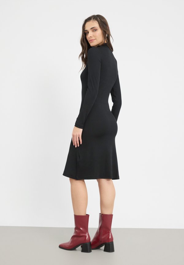 Even&Odd by Zalando