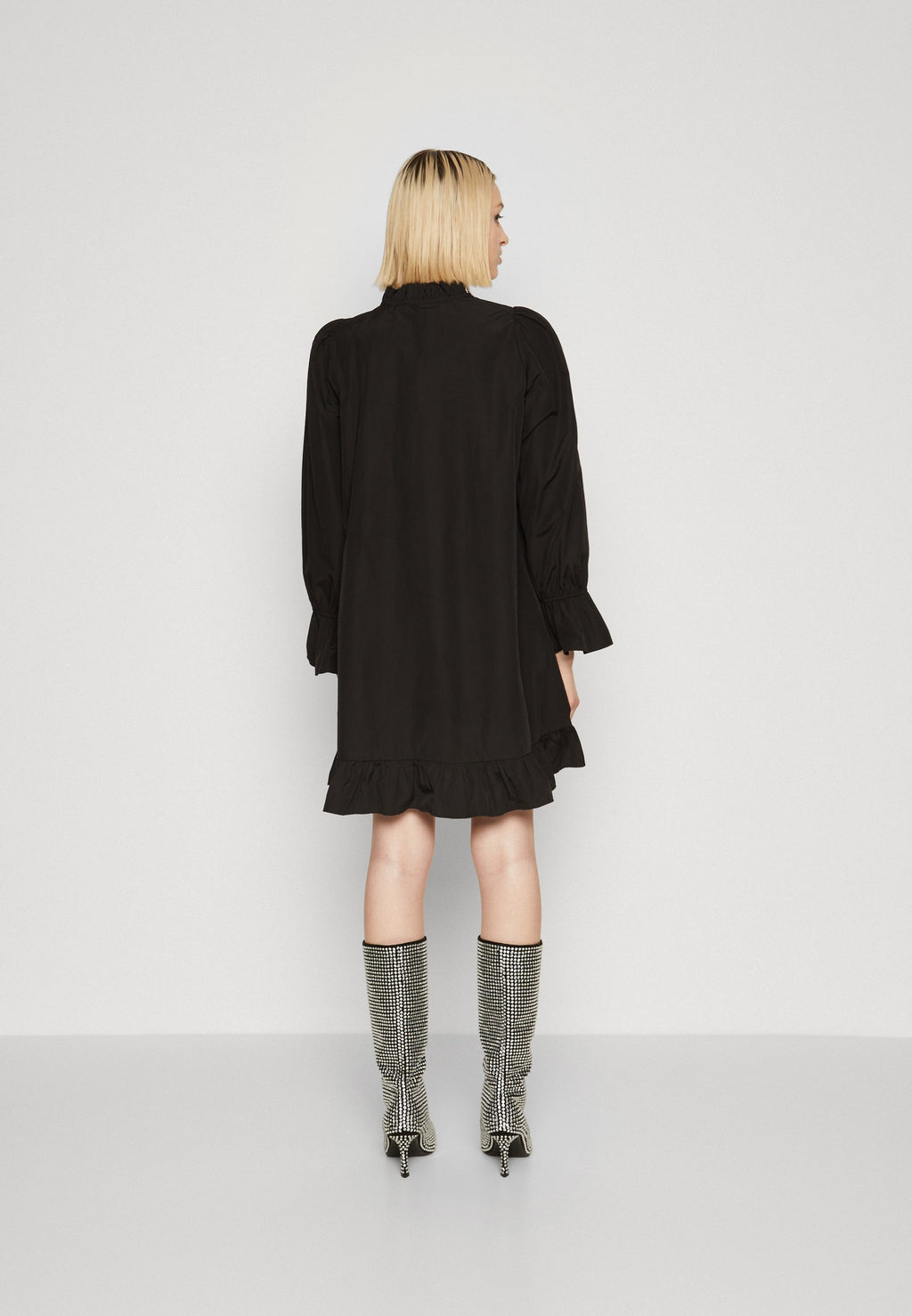 Pieces PCASSRA SHORT DRESS