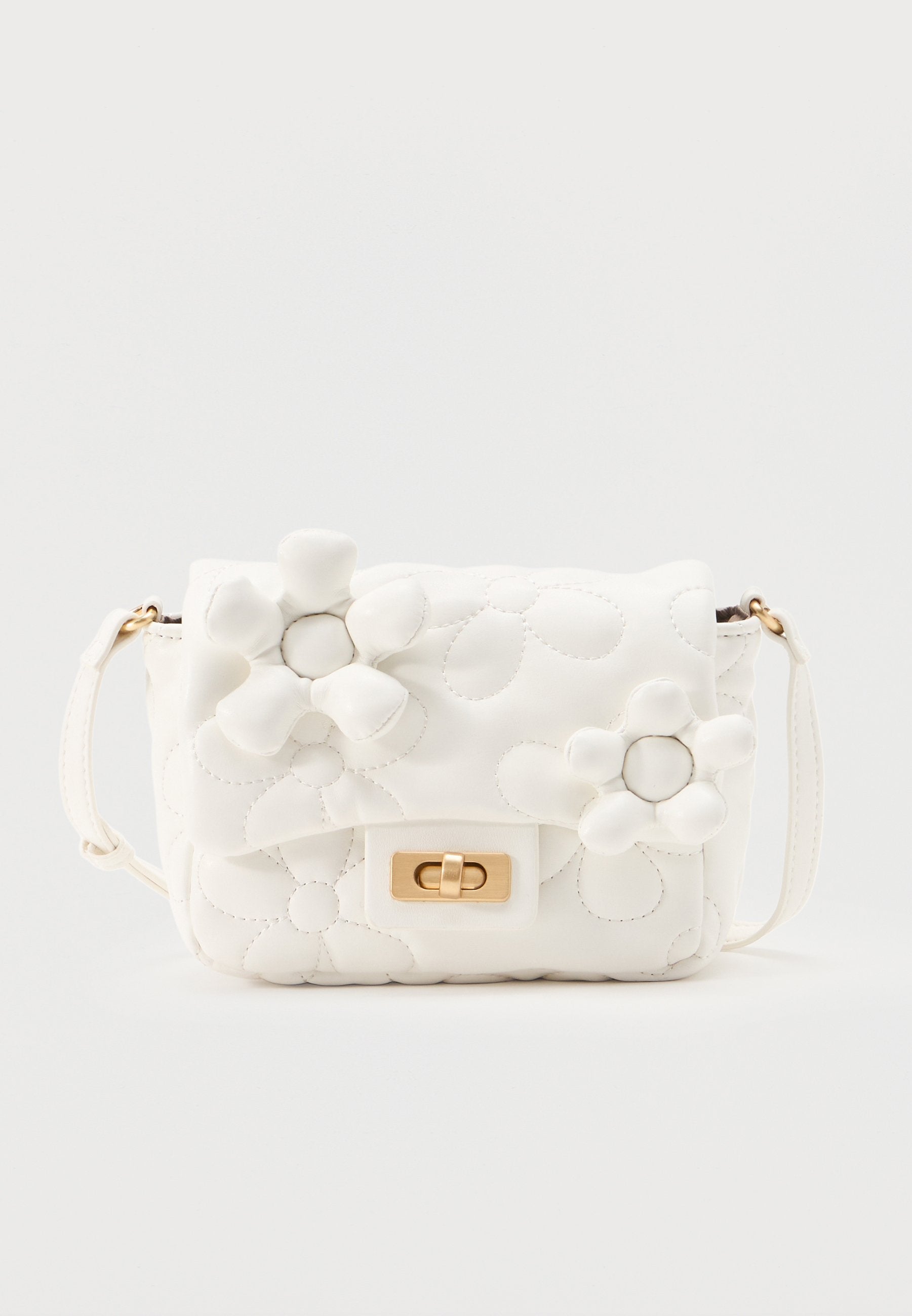 ALDO FLOWERPUFFY