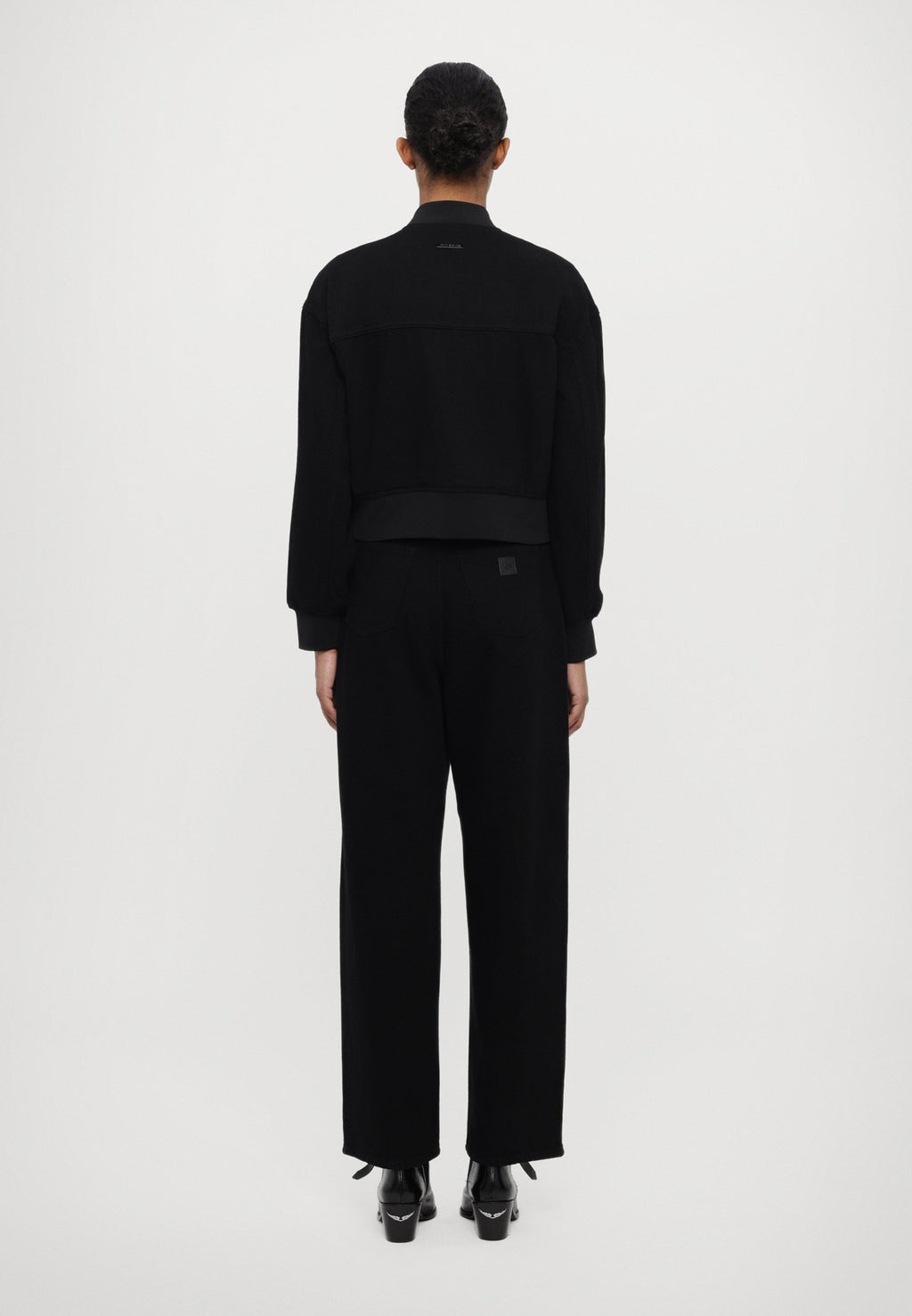 BLOUSON Media 4