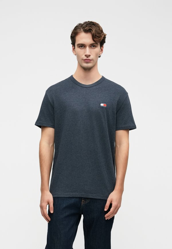Tommy Jeans TJM REG BADGE TEE EXT