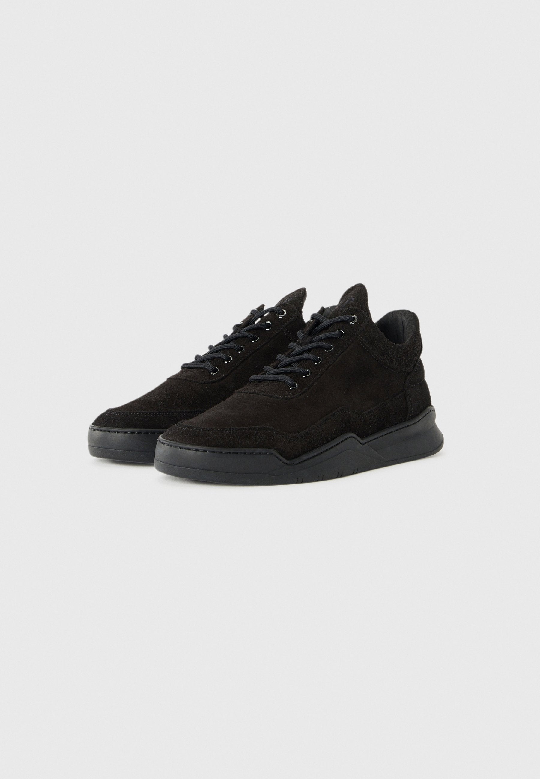 Filling Pieces LOW TOP GHOST FUZZ