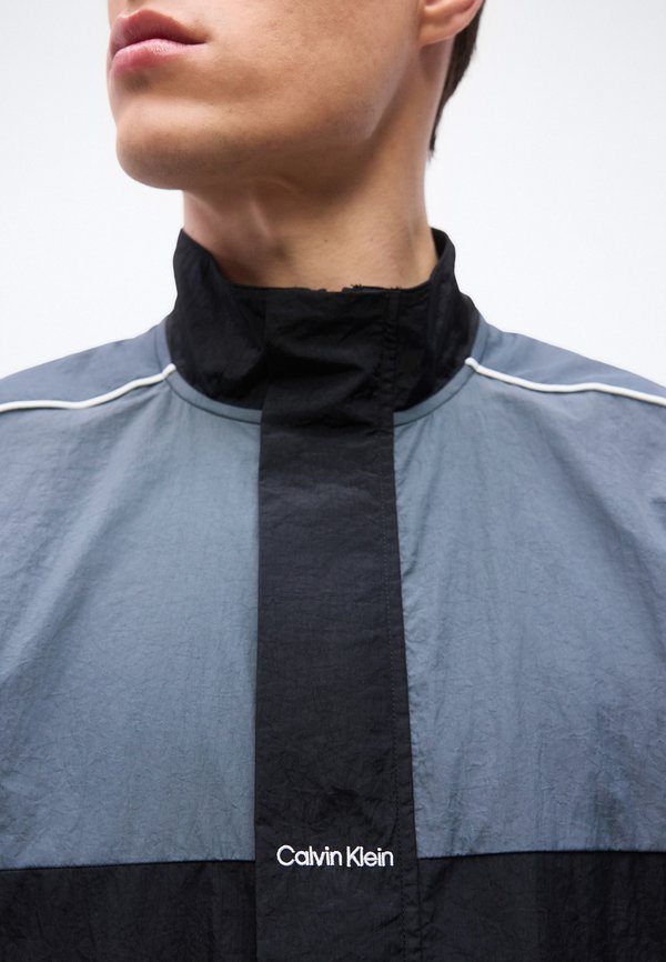 Calvin Klein COLORBLOCK JACKET COMMUTER