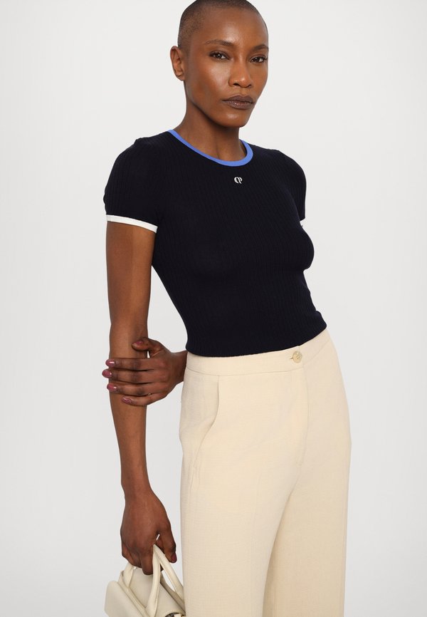 Claudie Pierlot MARTINETTE