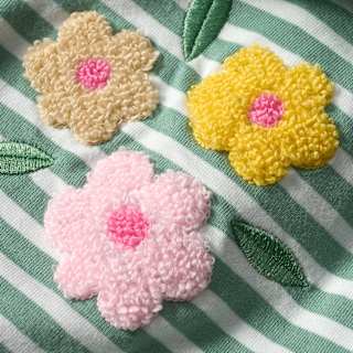 Beanie mit Blumen-Applikation, grün, Gr. 50/51 ALANA