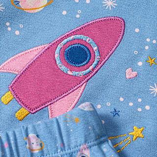 Schlafanzug mit Weltraum-Muster, blau & rosa, Gr. 122/128 ALANA
