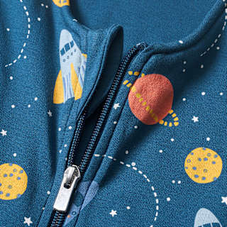 Schlafsack 2 TOG mit Weltall-Muster, blau, 110 cm ALANA
