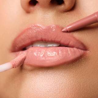 Lipgloss Plumping Fluid 21 Glossy Nude ARTDECO