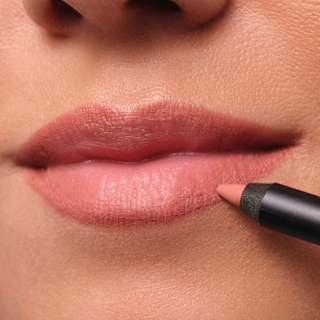 Lipliner Soft Waterproof 132 Pure Truffle  ARTDECO