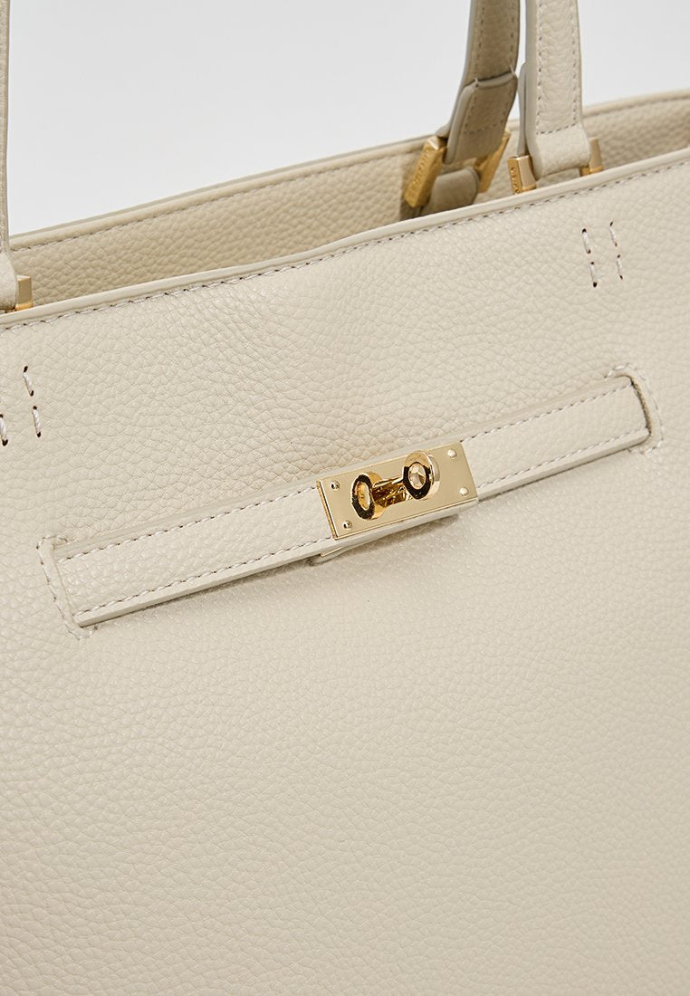 U.S. Polo Assn.