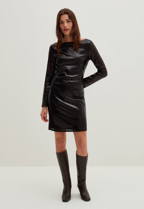 Stefanel SHORT DRESS WITH SEQUINS.