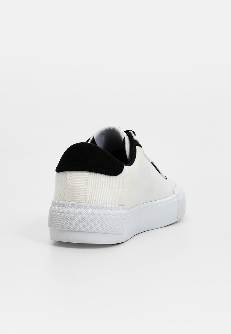Armani Exchange Sneaker low Media 3