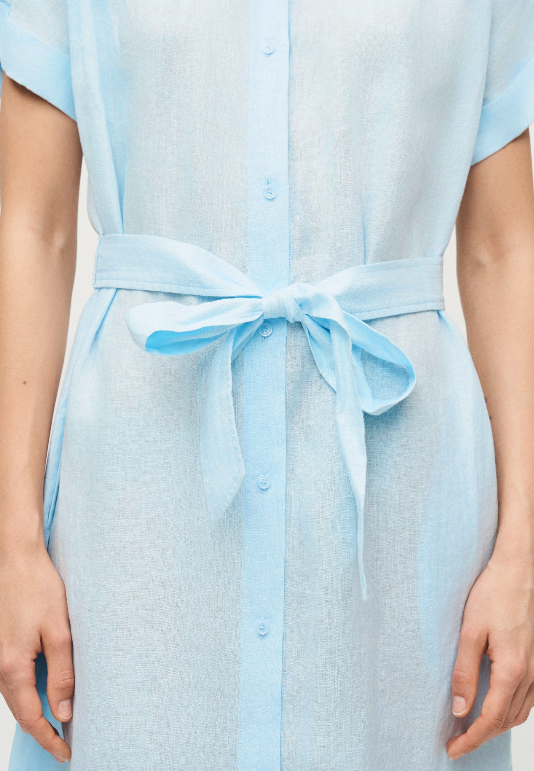 BELTED RELAXED PURE LINEN MIDI SHIRT DRESS Media 6