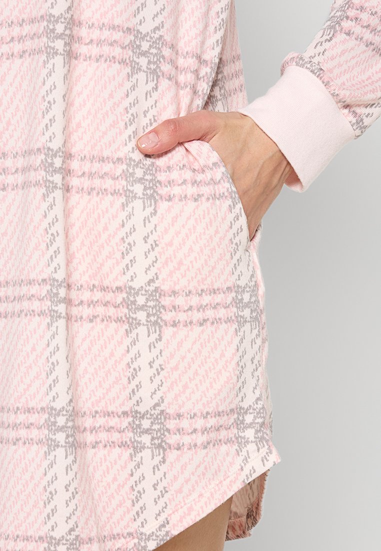 DKNY Loungewear