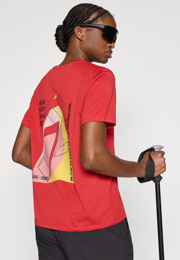 Peak Performance EXPLORE GRAPHIC TEE