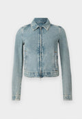 Helle blaue, gekürzte Jeansjacke mit langen Ärmeln, vorderem Reißverschluss, zwei Seitentaschen und klassischem Kragen.