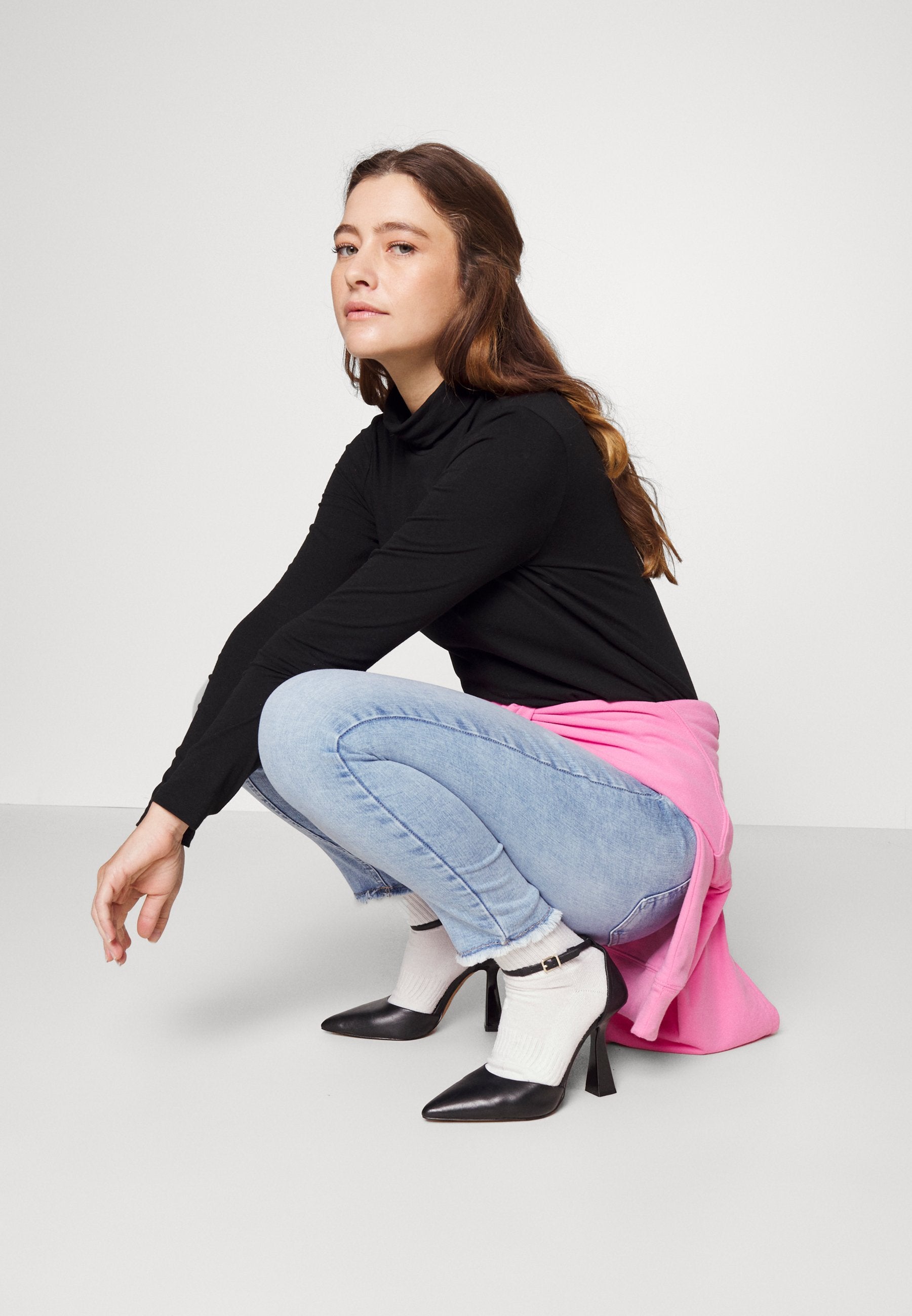 ONLBLUSH MID RAW  Media 5