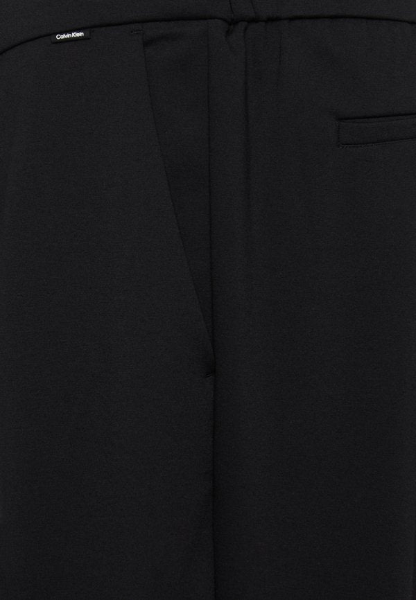 Calvin Klein COMFORT TAPERED