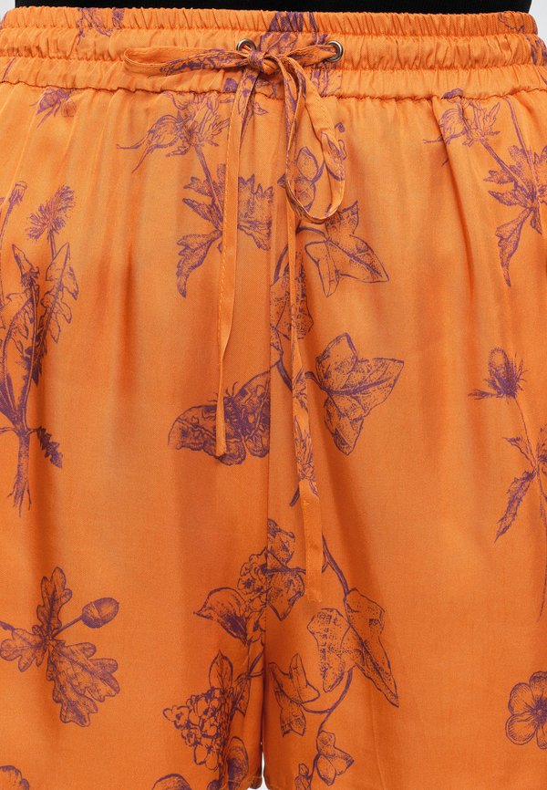 IVY OAK PIPER ROSE