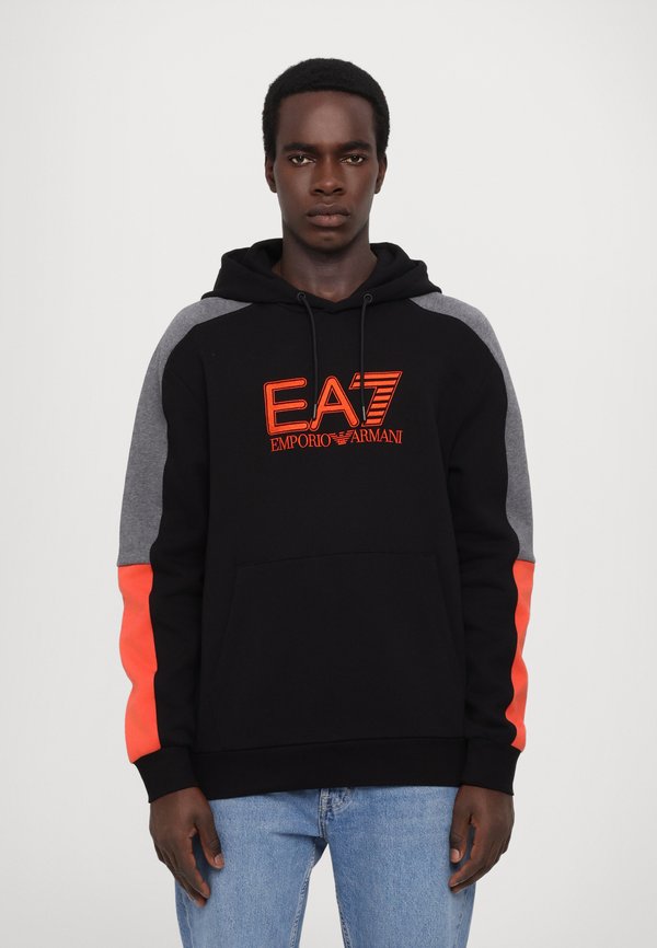 EA7 Emporio Armani