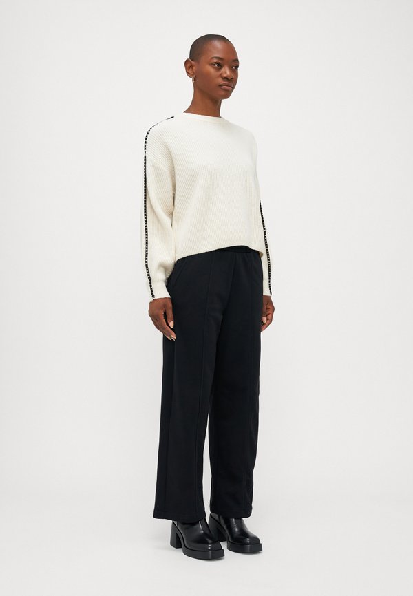 Vero Moda Petite VMZORA O NECK