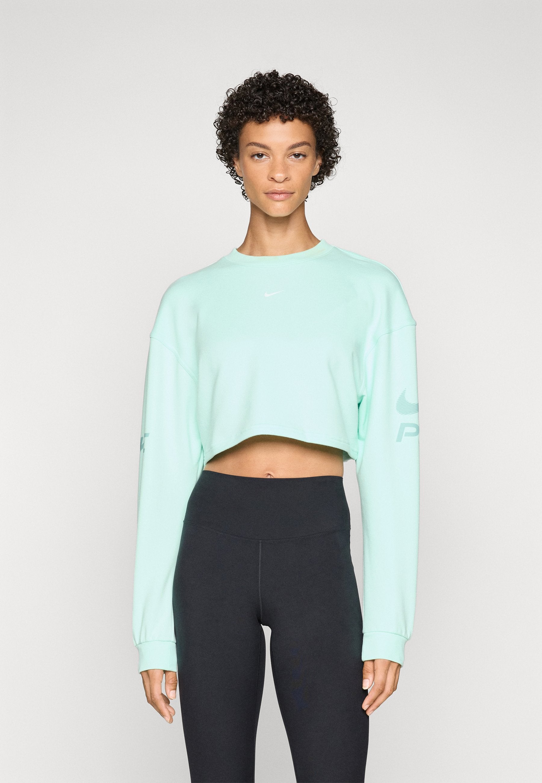 Nike Performance CREW