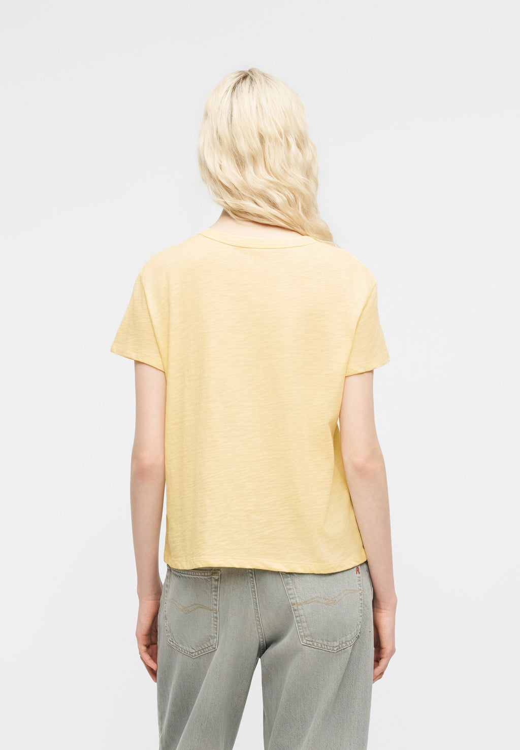 GAP TEE
