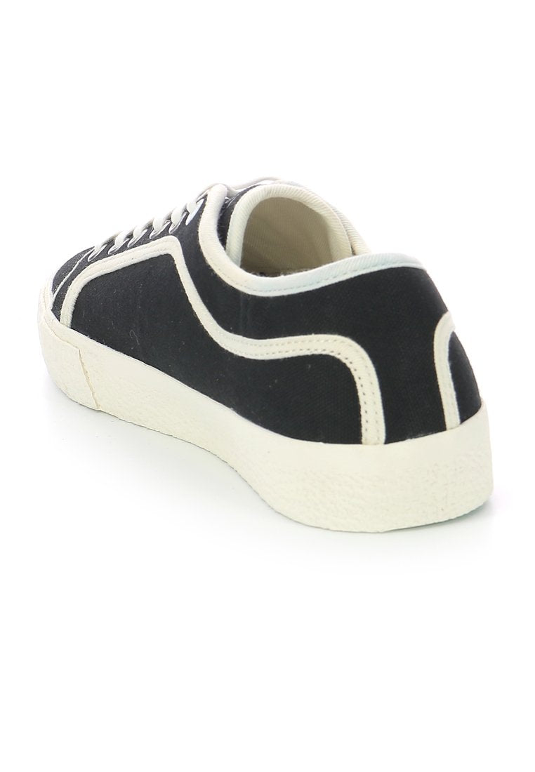 Kickers ARVEIL