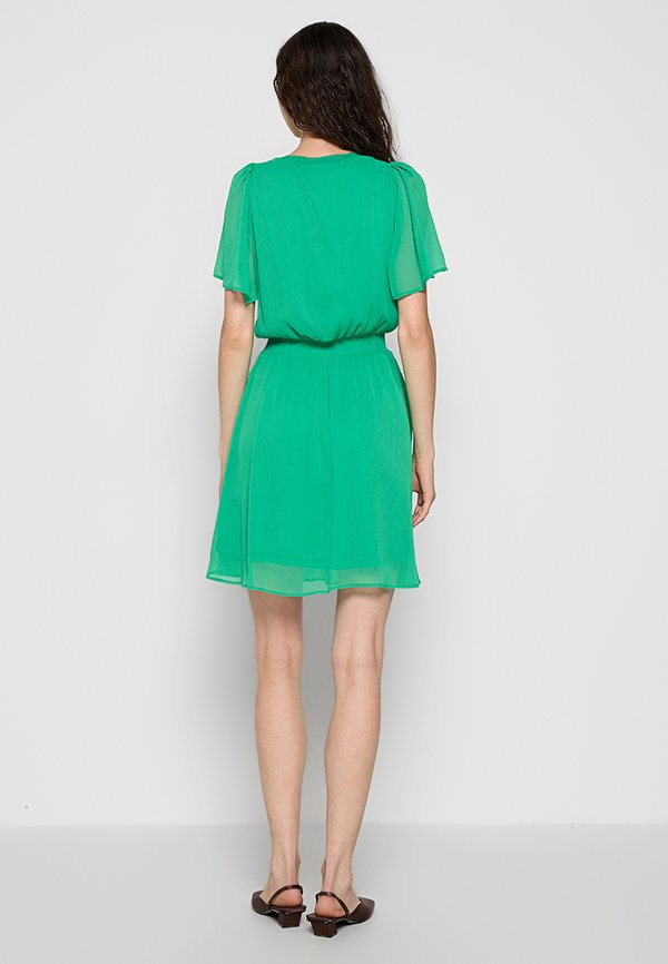 DKNY