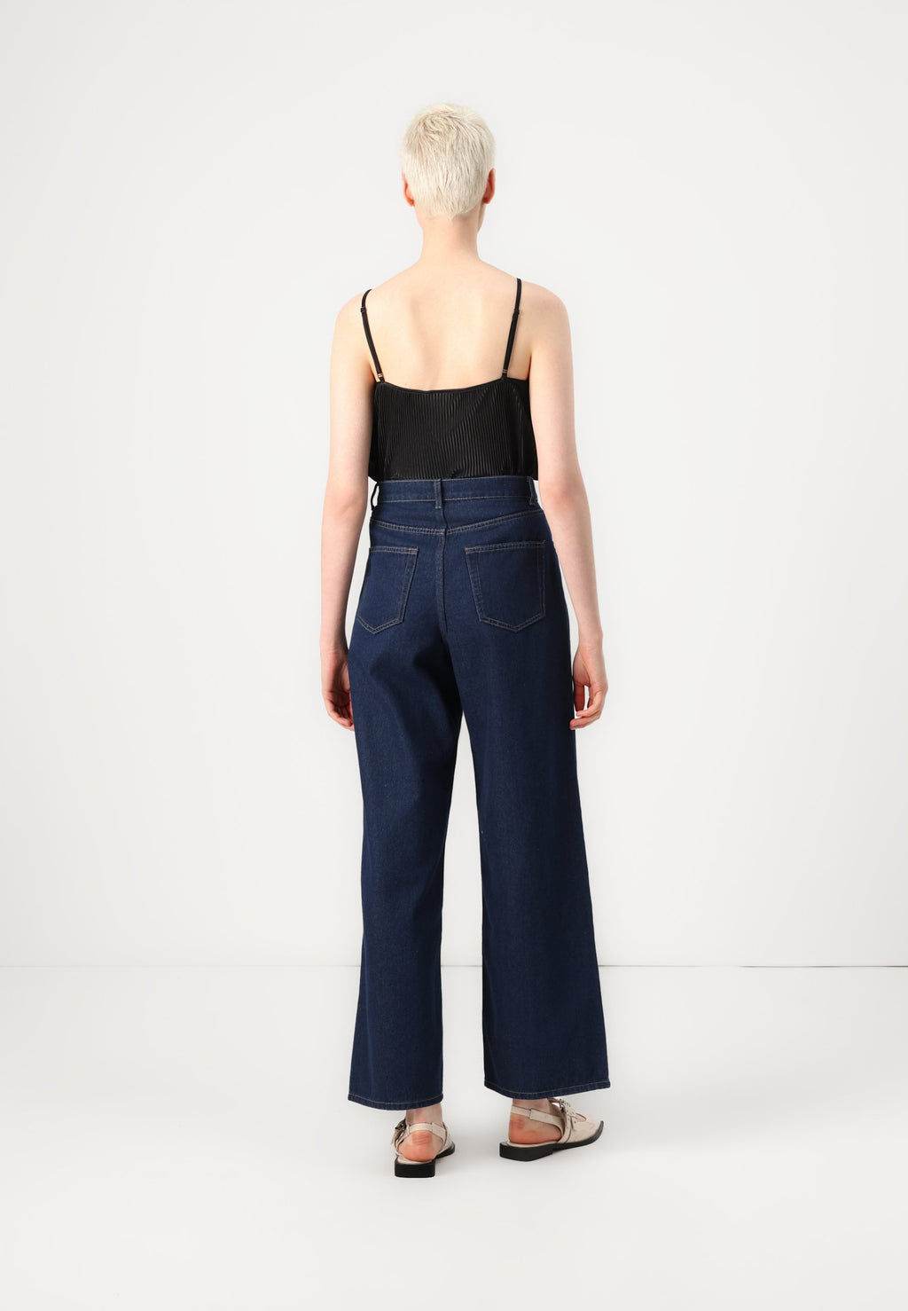 Wide-fit ONLHOPE High waist Wide Leg Fit Media 4