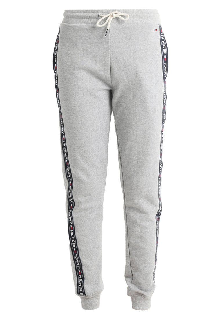 AUTHENTIC TRACK PANT  Media 1