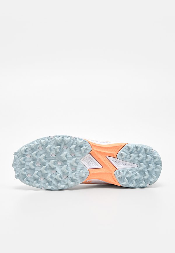 ASICS FIELD ULTIMATE FF 2
