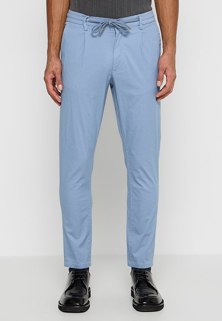 SLIM FIT Media 1