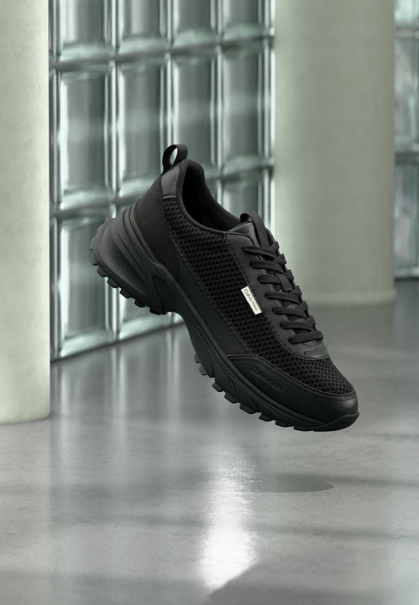 Calvin Klein Trainers - triple black