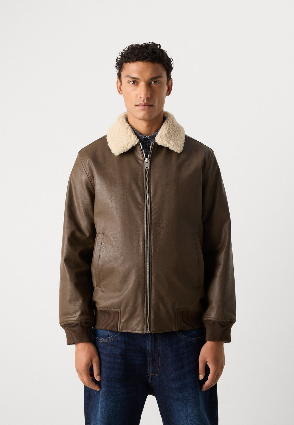 JACKET Media 4