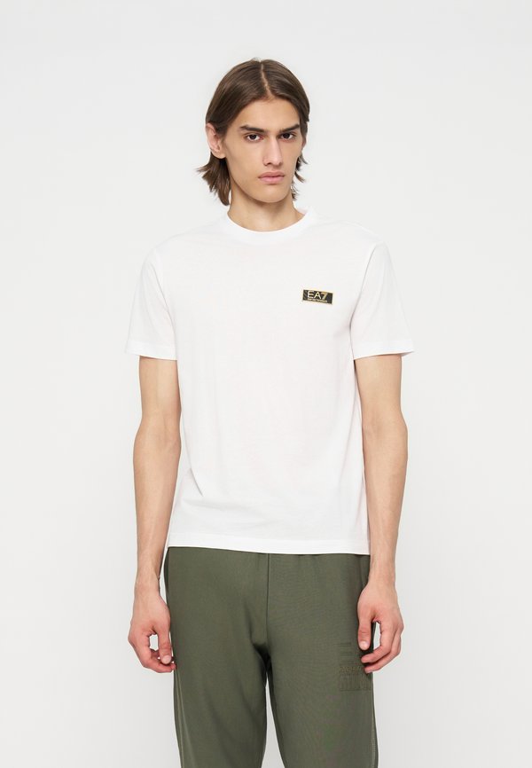 EA7 Emporio Armani