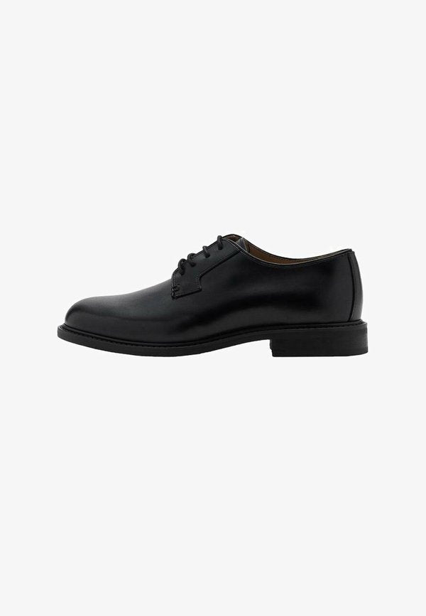 Mango Lace-ups - black