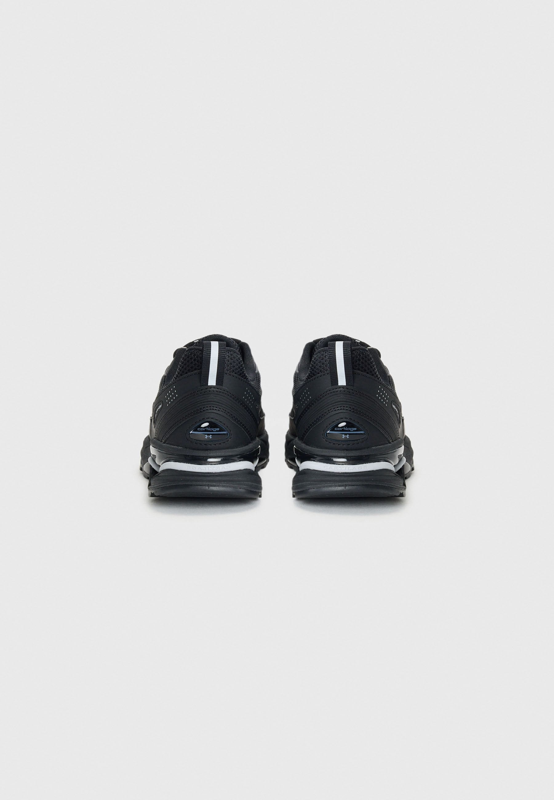 Under Armour APPARITION TECH UNISEX