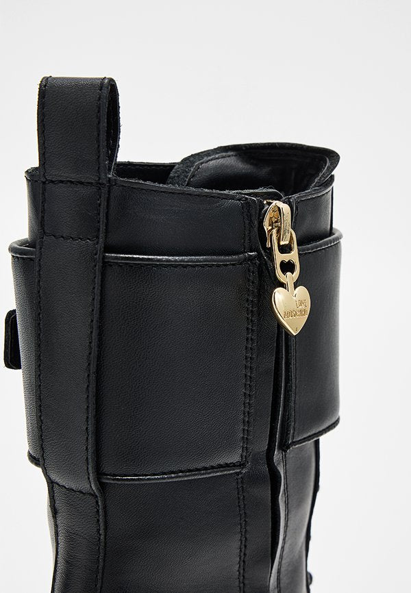 Love Moschino