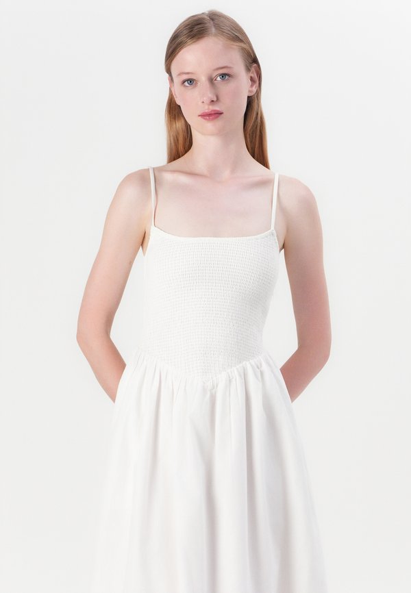 Abercrombie & Fitch SMOCKED DIP WAIST MIDI DRESS