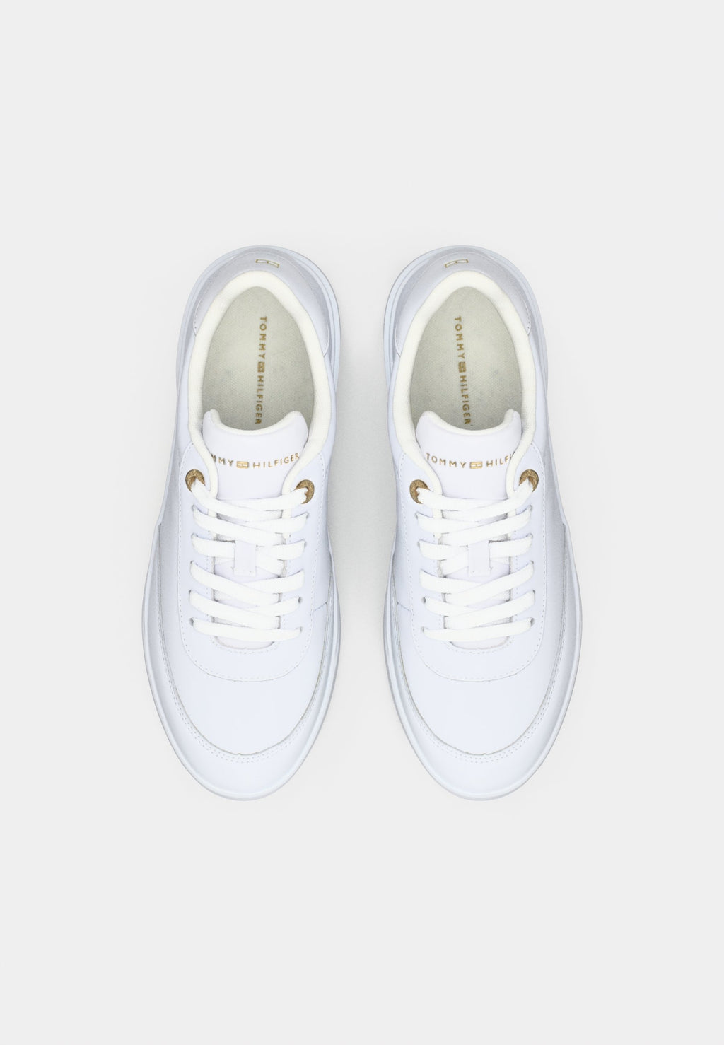 ESSENTIAL CHIC COURT Media 5